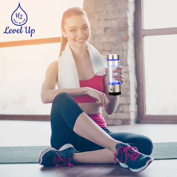 water-bottle-with-hydrogen-generator-fitness-lady