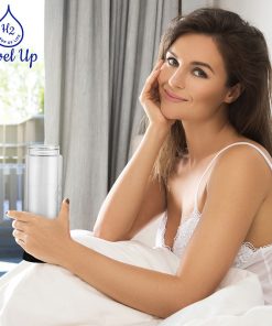 levelupway-water-bottle-with-hydrogen-generator-woman
